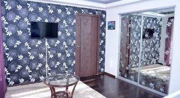 Two bedroom apartment on Gagarina street